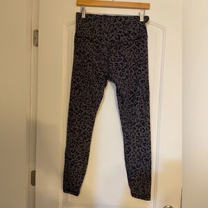 Athleta leopard print leggings